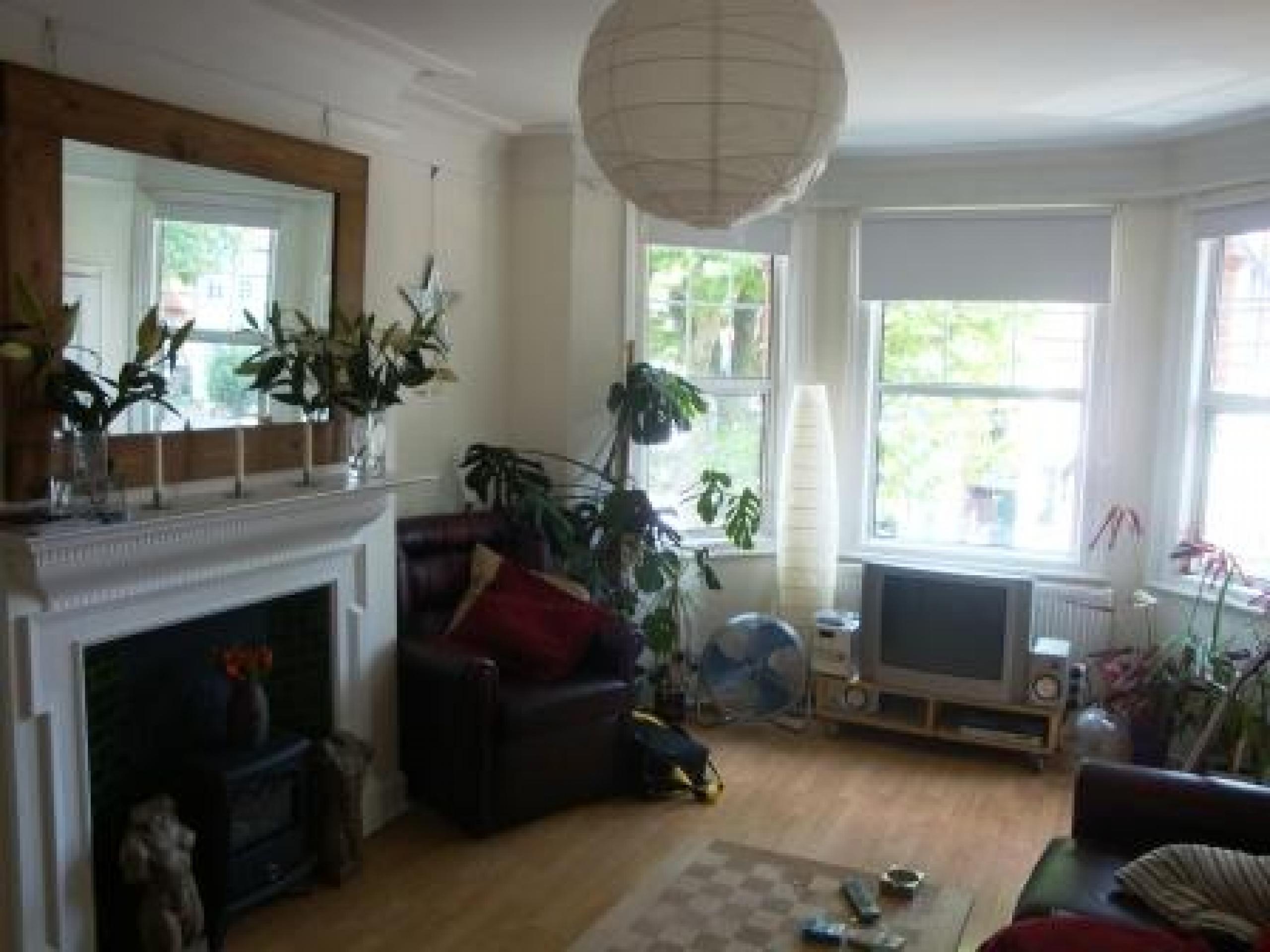 			2 Bedroom, 1 bath, 1 reception Flat			 Staverton Road, WILLESDEN GREEN NW2